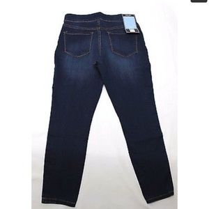 Nine West Yoga Jeans